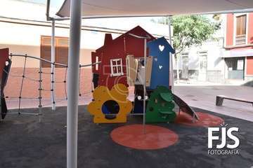 El Cabildo supervisa la finalización de las obras de mejora en la Zona Comercial Abierta de Los Llanos/Francisco Javier Santana.